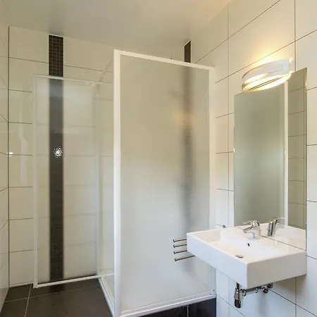 Modern Mansion In With Sauna And Private Pool Vakantiehuis *