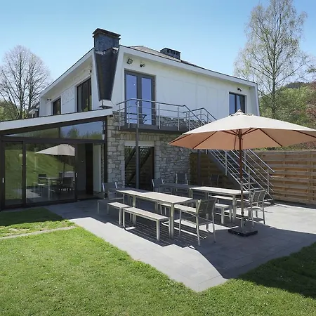 Vakantiehuis Modern Mansion In With Sauna And Private Pool