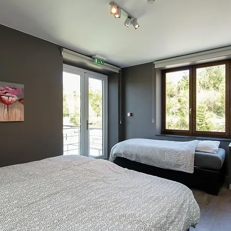 Vakantiehuis Modern Mansion In With Sauna And Private Pool *