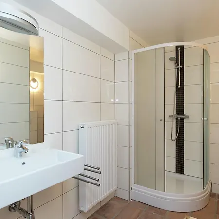 Vakantiehuis Modern Mansion In With Sauna And Private Pool *